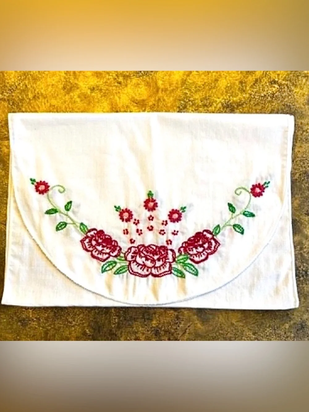 Vintage Cottagecore Hand Embroidered Roses Runner Bread Basket Liner 37